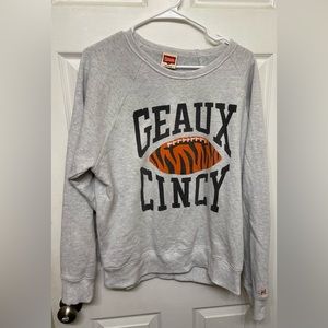 Homage Geaux Cincy crew neck sweater, size M.